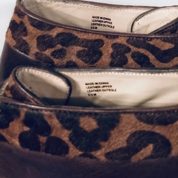 KORS Michael Kors Wedged Ankle Bootie - Picture 3 of 4